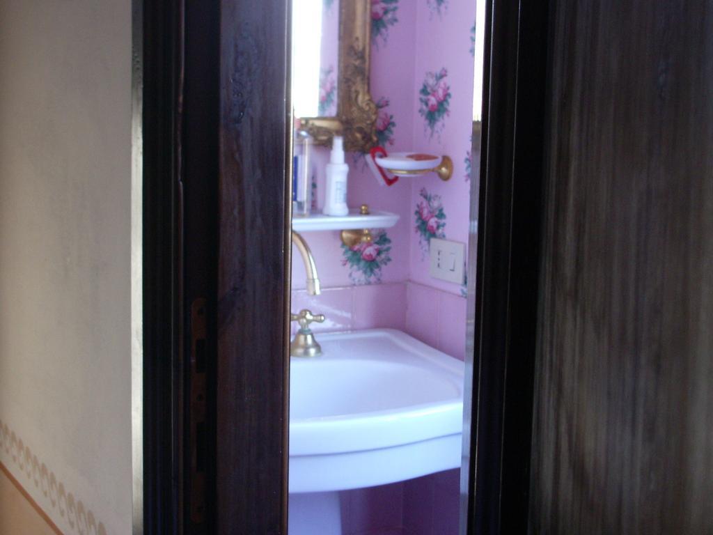 Villa Maria Bed & Breakfast, Corridonia, Marche Dış mekan fotoğraf